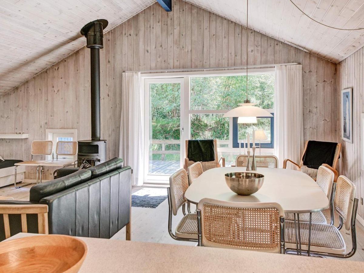 8 Person Holiday Home In Nex Vester Somarken Exteriér fotografie